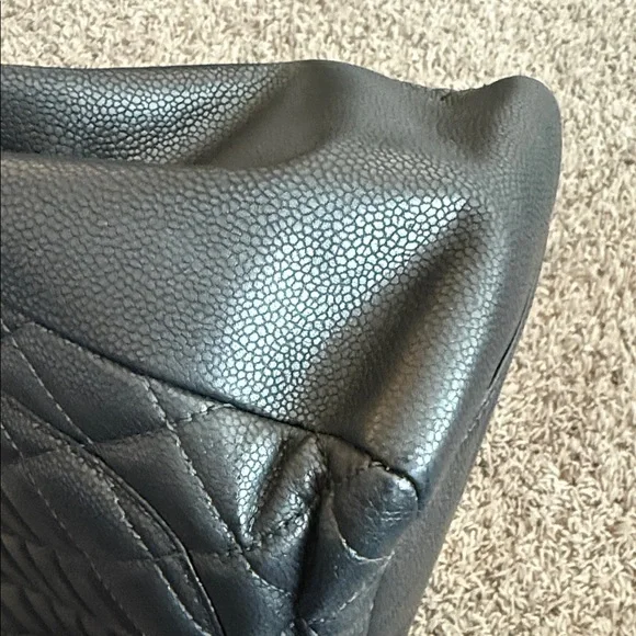 Chanel Gray Quilted Shoulder Bag - Picture 15 of 16